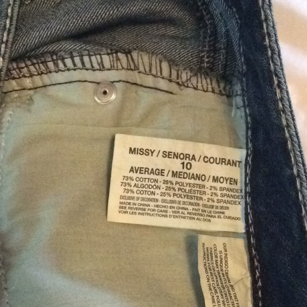 Code Bleu👖 Jeans - Picture 6 of 7